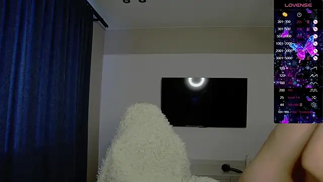 Holly Molii online show from December 22, 4:09 am