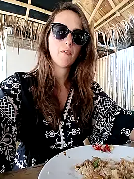 Alexvit2616 online show from February 8, 6:33 am