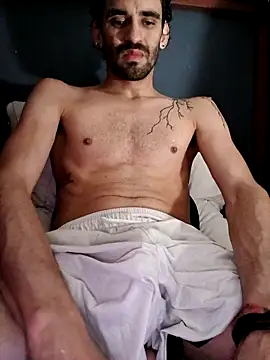 Snapshot of johngil0995 chatting on September 10, 2:22 am johngil0995 online show from September 10, 2:22 am