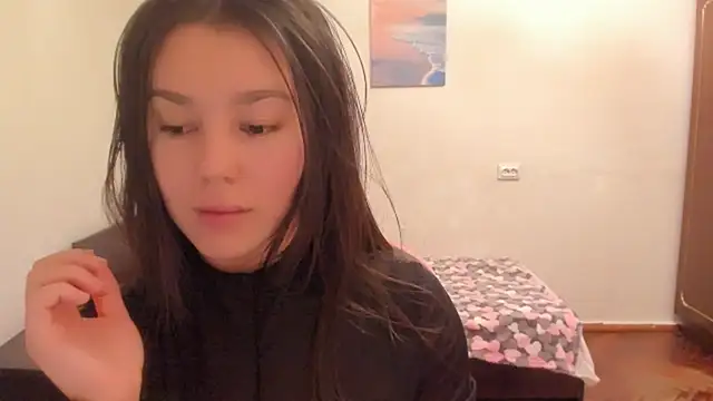 Snapshot of LunaXmii chatting on February 28, 3:26 am LunaXmii online show from February 28, 3:26 am