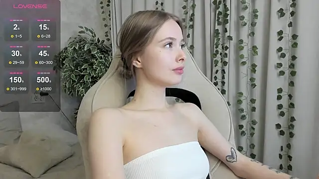 mell milles online show from November 6, 3:02 pm