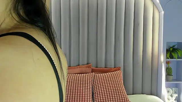 Snapshot of JaylaScott__ chatting on March 6, 11:39 am JaylaScott online show from March 6, 11:39 am