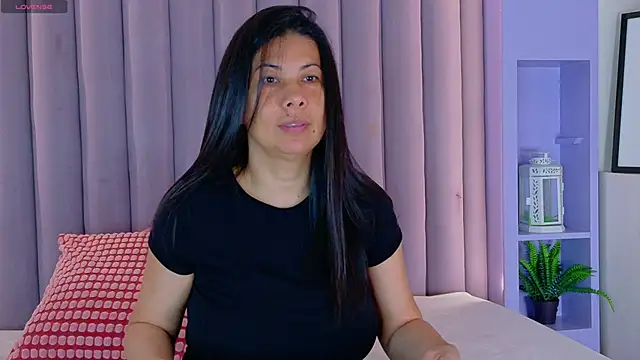 Snapshot of JaylaScott__ chatting on March 26, 11:49 am JaylaScott online show from March 26, 11:49 am