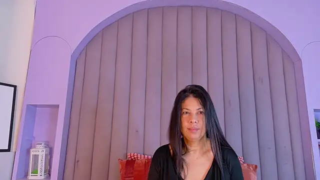 Snapshot of JaylaScott__ chatting on April 26, 11:41 am JaylaScott online show from April 26, 11:41 am