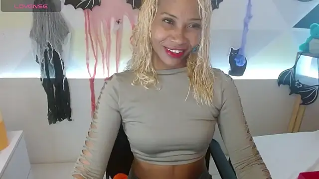NatashaDormat online show from October 22, 1:55 pm