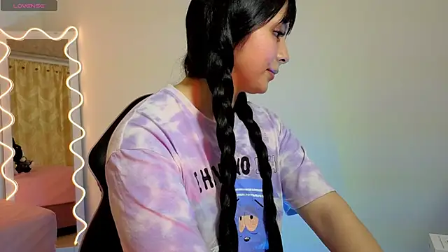 hina tay online show from November 4, 3:27 am