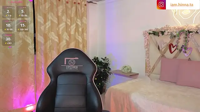 hina tay online show from February 8, 3:21 am