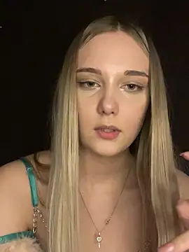 Snapshot of Alisa_Rise chatting on February 14, 11:42 pm Alisa Rise online show from February 14, 11:42 pm