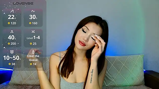 Min Jee  online show from October 17, 1:31 am