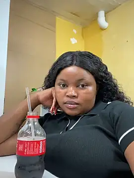 Curveysinaa online show from February 12, 11:07 am