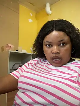 Curveysinaa online show from March 7, 7:52 am