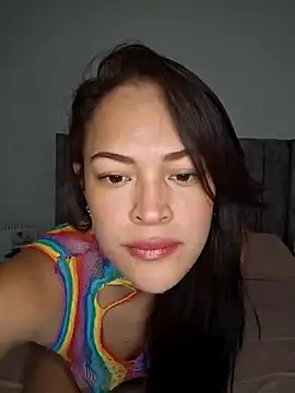 Snapshot of Sara_P10 chatting on February 8, 12:38 am Sara P10 online show from February 8, 12:38 am