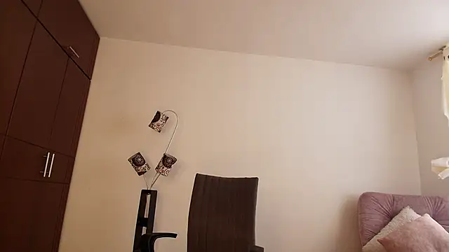 mariana cruzz online show from March 12, 9:13 pm