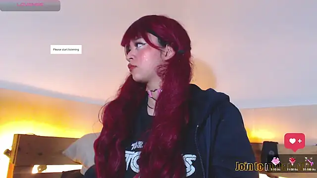 Snapshot of Bitsy_Messy chatting on October 30, 5:31 am Bitsy Messy online show from October 30, 5:31 am