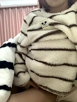 Aimeil online show from December 14, 6:45 pm