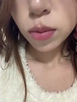 Snapshot of Aimeil chatting on March 27, 3:12 pm Aimeil online show from March 27, 3:12 pm