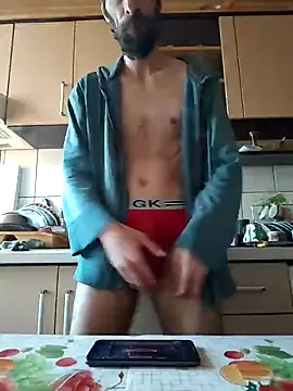 Snapshot of vulpe8400 chatting on January 28, 6:16 am vulpe8400 online show from January 28, 6:16 am