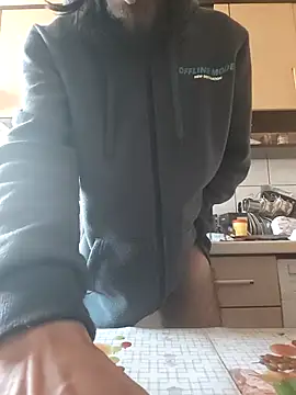 Snapshot of vulpe8400 chatting on January 9, 8:06 am vulpe8400 online show from January 9, 8:06 am