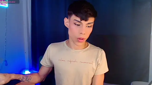 femboykeene online show from April 22, 10:44 pm