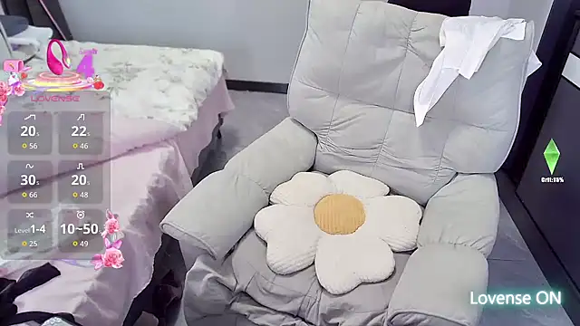 Feifei-cn online show from October 22, 6:57 am