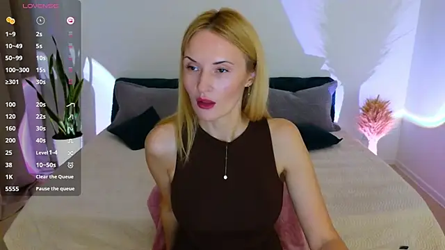 AlisssaRose online show from November 15, 5:20 pm