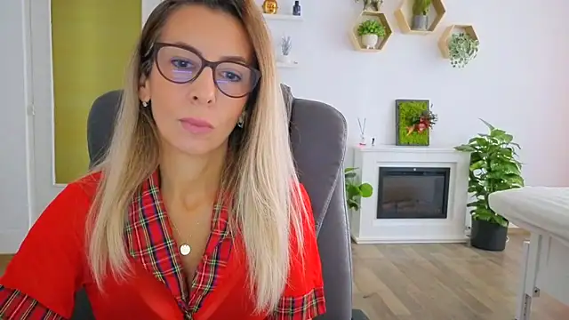 SukyGirl online show from October 1, 6:08 am