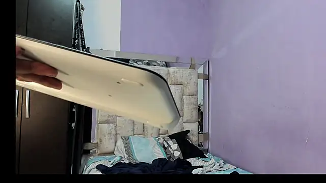 Snapshot of ReisheII_Andersom chatting on January 17, 9:39 pm ReisheII Andersom online show from January 17, 9:39 pm