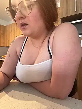 Sweetleeahxx online show from March 19, 12:56 pm