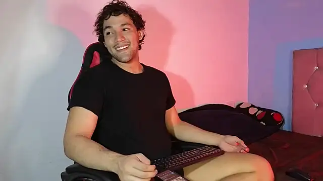 FreyrStyle online show from December 25, 10:59 pm