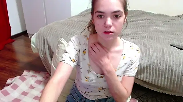 Snapshot of SallyMkn chatting on December 1, 4:29 pm SallyMkn online show from December 1, 4:29 pm