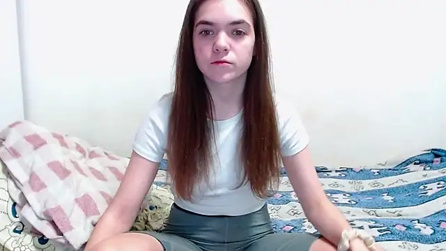 Snapshot of SallyMkn chatting on February 27, 1:49 pm SallyMkn online show from February 27, 1:49 pm