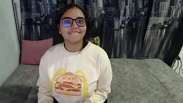 Miapeyton online show from February 13, 10:33 pm