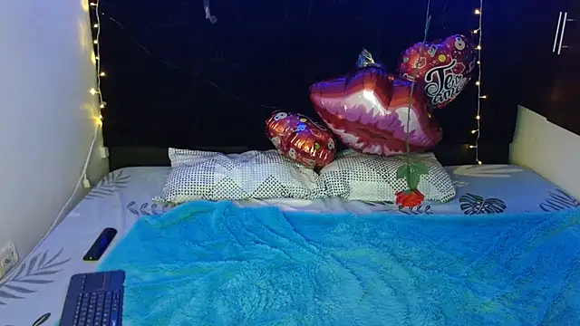 Miapeyton online show from February 18, 2:06 pm