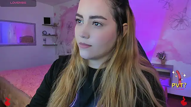 Lucia star   online show from February 14, 2:28 am