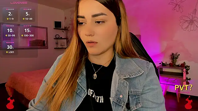 Lucia star   online show from March 19, 3:41 am