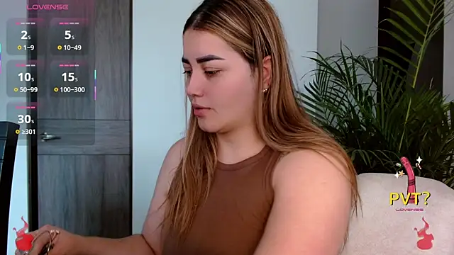 Lucia star   online show from November 3, 4:08 pm