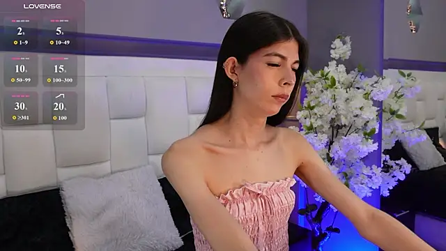 CuteAri online show from November 14, 8:29 pm