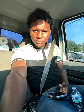 Snapshot of Festivitiesking1 chatting on September 18, 12:29 pm Festivitiesking1 online show from September 18, 12:29 pm