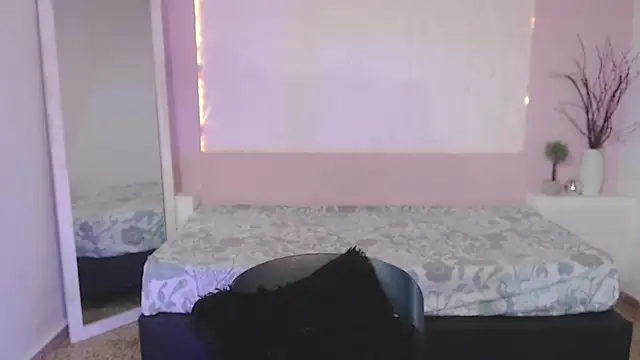 IvyBliss8 online show from March 28, 4:45 am