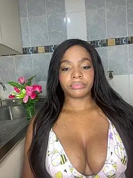 IvyBliss8 online show from July 25, 7:50 am