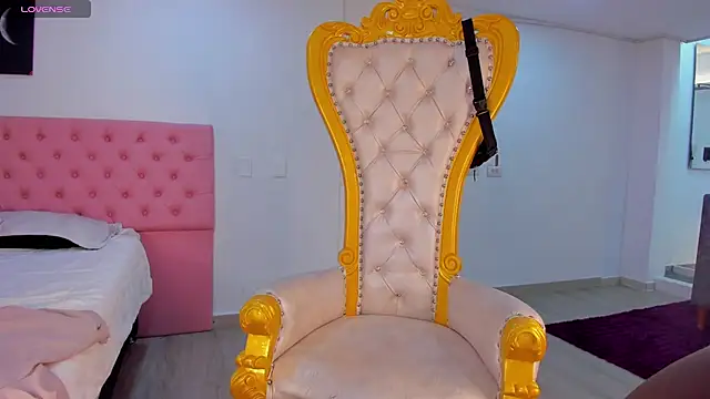 Latrellx7 online show from January 5, 12:42 pm