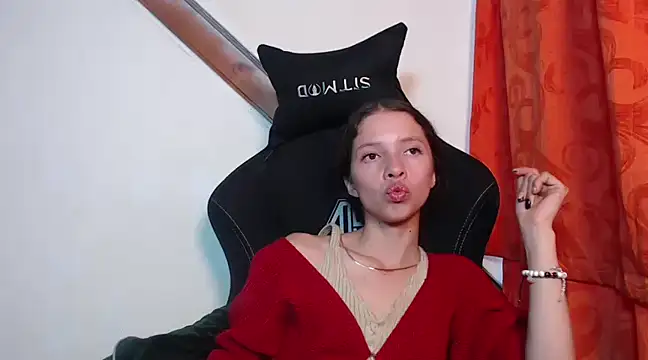 sweetdam12 online show from February 6, 8:02 pm