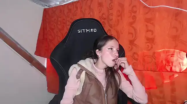 sweetdam12 online show from February 22, 7:14 pm