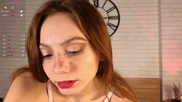 EvaLeester online show from March 7, 9:07 am