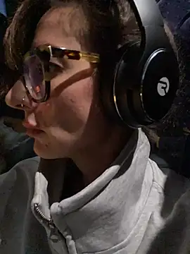 Thunder-Cunt online show from December 22, 9:01 pm