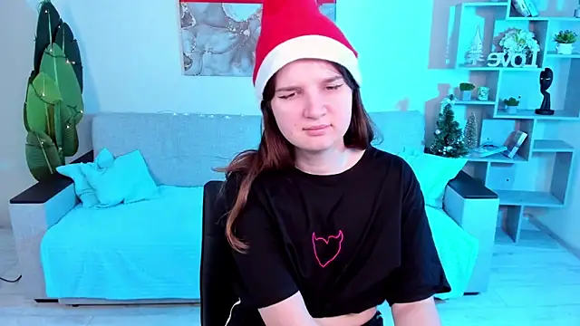 Snapshot of BonneyLove chatting on January 6, 7:35 pm BonneyLove online show from January 6, 7:35 pm