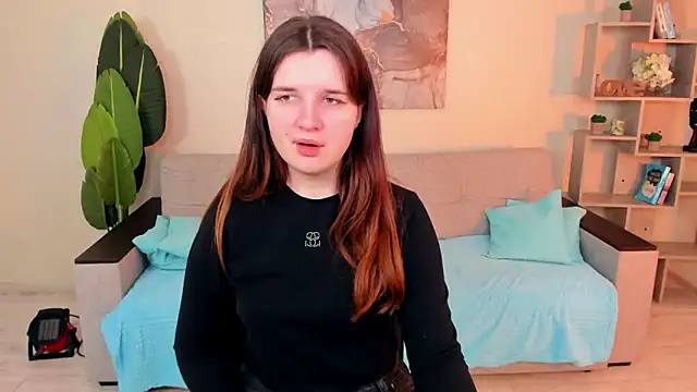 Snapshot of BonneyLove chatting on March 9, 9:57 pm BonneyLove online show from March 9, 9:57 pm