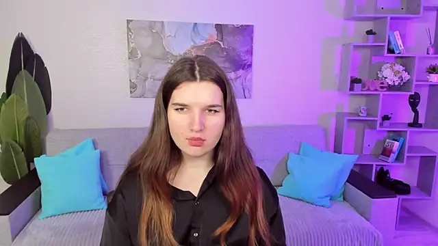 Snapshot of BonneyLove chatting on September 15, 5:24 pm BonneyLove online show from September 15, 5:24 pm