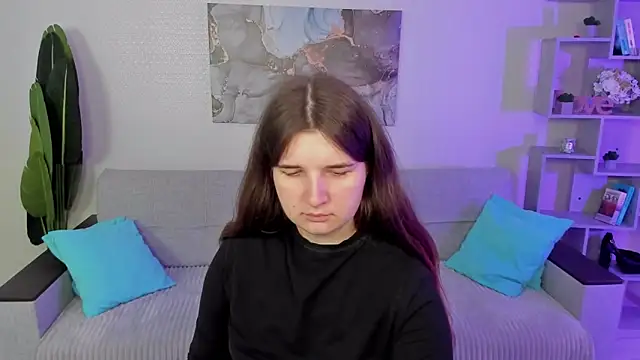 Snapshot of BonneyLove chatting on October 13, 9:37 pm BonneyLove online show from October 13, 9:37 pm