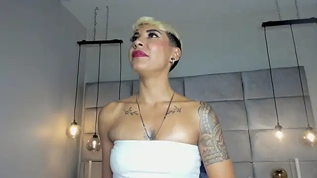 MiaMorgan  online show from January 29, 6:07 pm